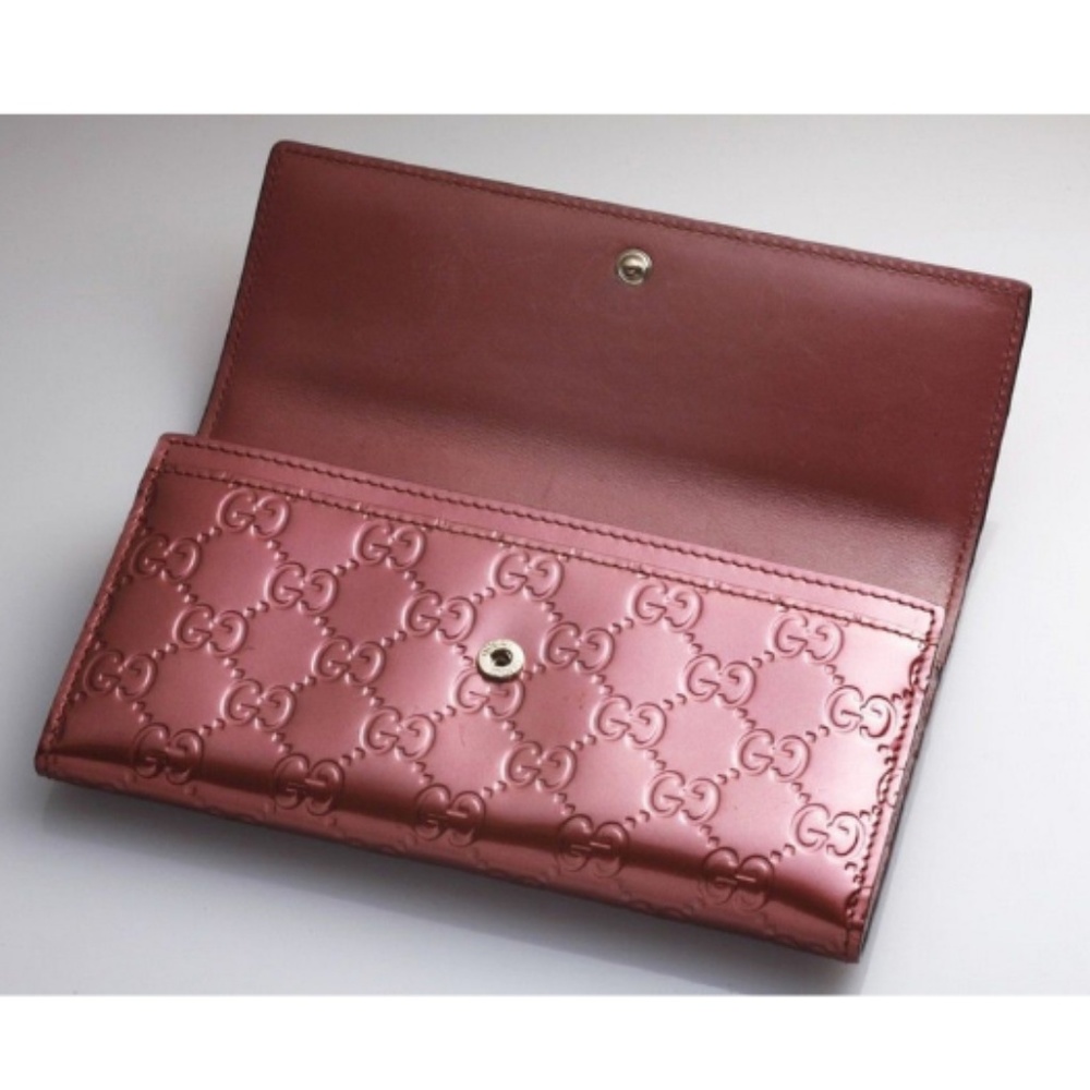 100% Auth Gucci Lovely Patent  Bifold Wallet - Picture 4 of 8